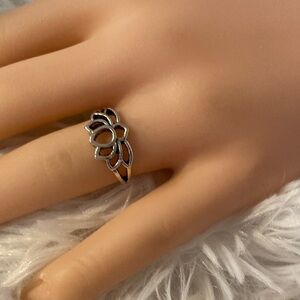 Silver Lotus Flower Ring Size 6